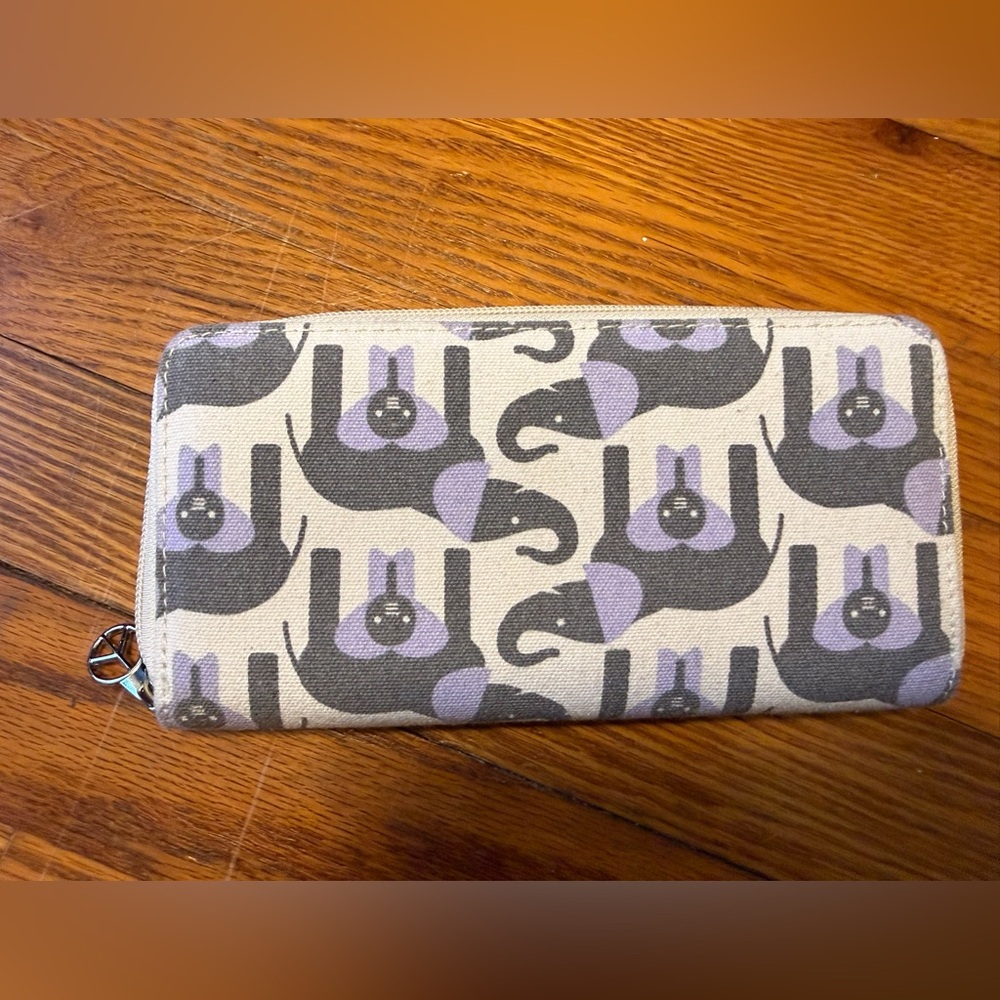 Elephant Wallet - Picture 2 of 5